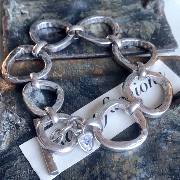 Silpada Hammered Link Bracelet - Picture 4 of 4